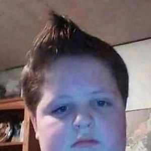 Meet your Posher, Avery